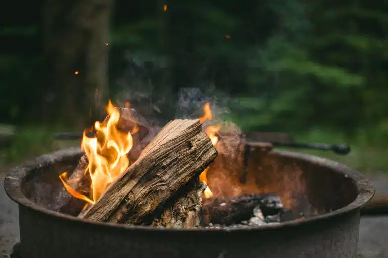 Ultimate Gift Guide for Outdoor Enthusiasts: Top 15 Picks [2024]