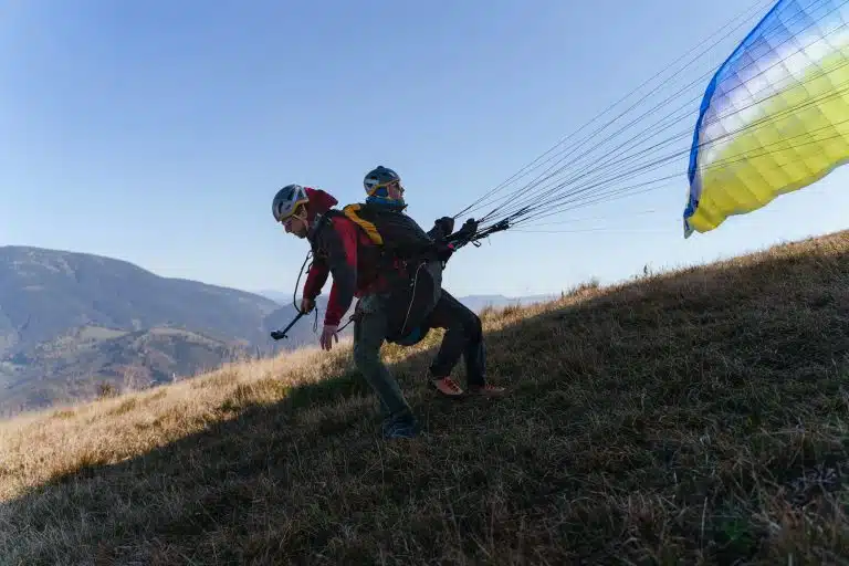 Paragliding for Beginners: Overcoming Common Fears and Challenges