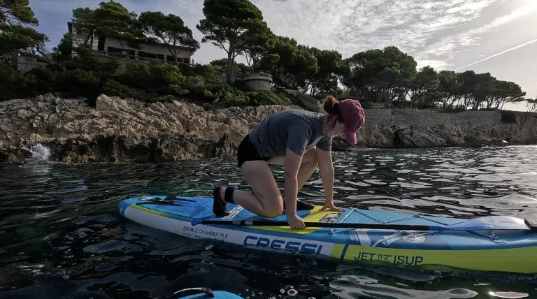 How to Stand Up on a Paddleboard: Tips and Techniques for Success