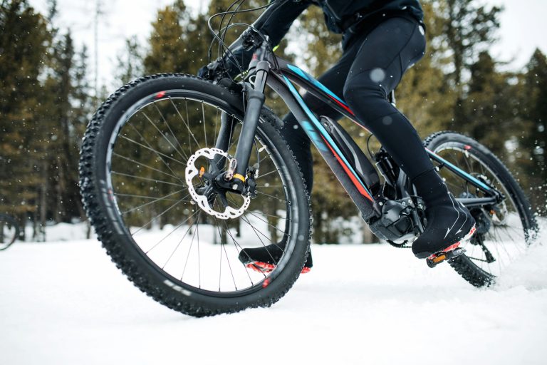 eMTB vs. MTB Head To Head Comparison
