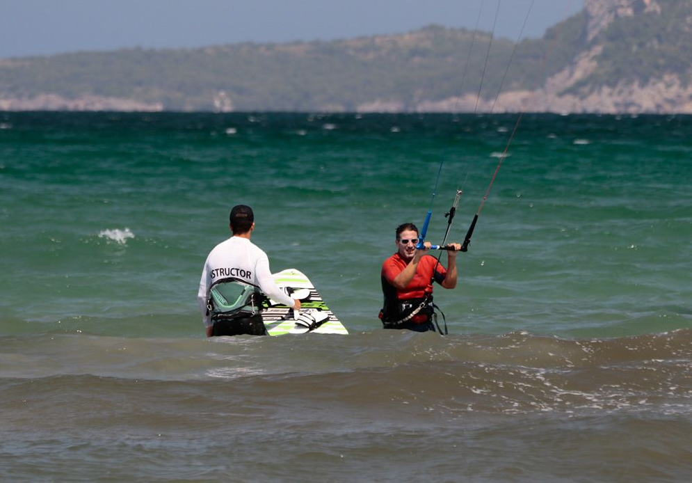 Refresher and Refinement Kitesurfing Course in Pollensa Bay gallery 6